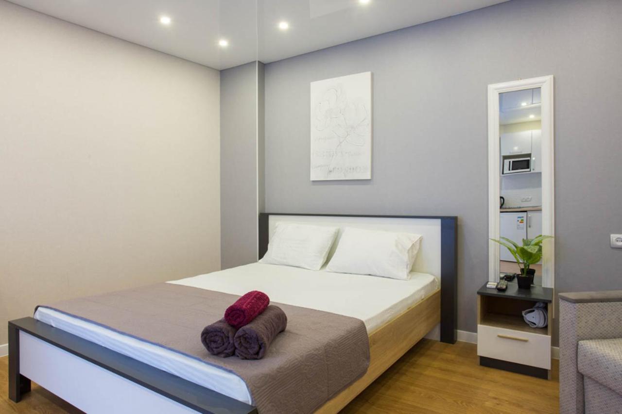 New Studio In The City Center - Mykoly Khvylovoho Str 5-2 Харків Екстер'єр фото